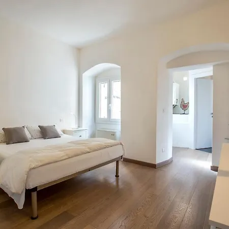 Bright Central Flat Daire *